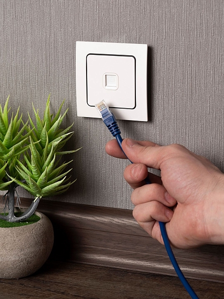 Стокгольм Механизм Розетки RJ-45 1-местной белый EKF