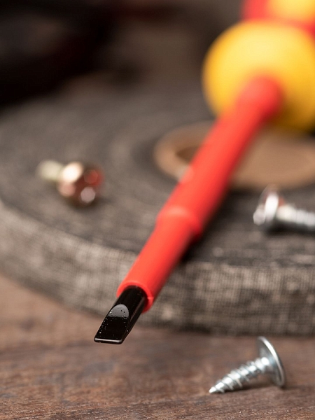 Отвертка Expert SL5.5x125 мм 1000В EKF