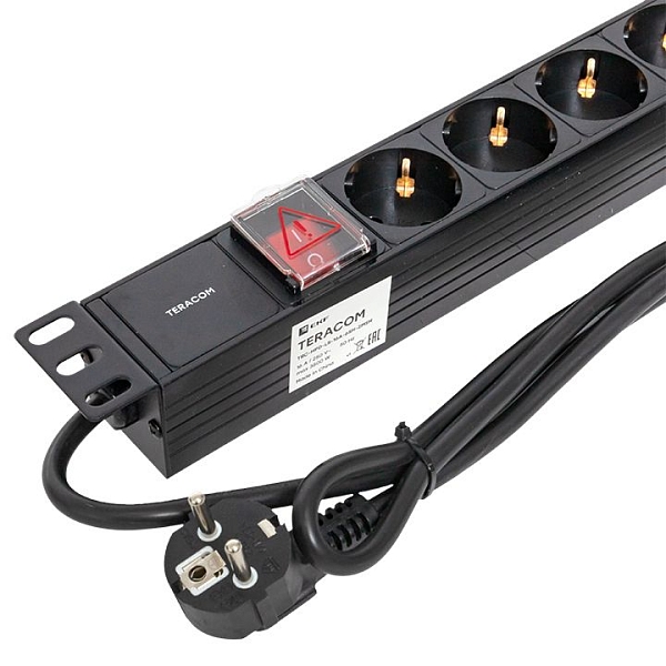 Блок розеток PDU TERACOM 19" 1U 16А/250В 6 розеток Schuko с выключателем шнур питания длиной 2 метра сечение 3x1,5 мм2 вилка Schuko корпус пластик черный